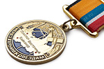 Медаль на квадроколодке «За участие в запуске космических аппаратов» с бланком удостоверения фото
